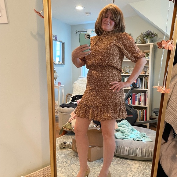 Sezane Dresses & Skirts - Sézane Margareth dress in brown/cream  floral 38